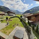 Gaestehaus Alpenblick Wildstrubel 3*