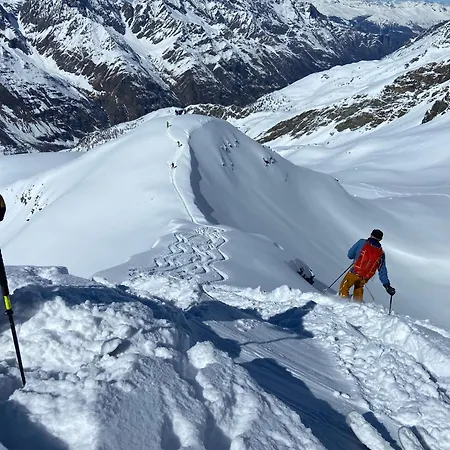 Gaestehaus Alpenblick Wildstrubel 3* Sankt Stephan