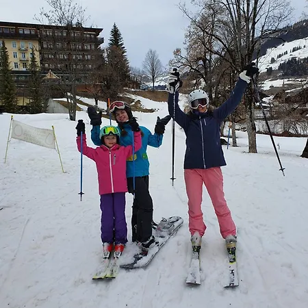 Gaestehaus Alpenblick Wildstrubel Pensjonat Sankt Stephan